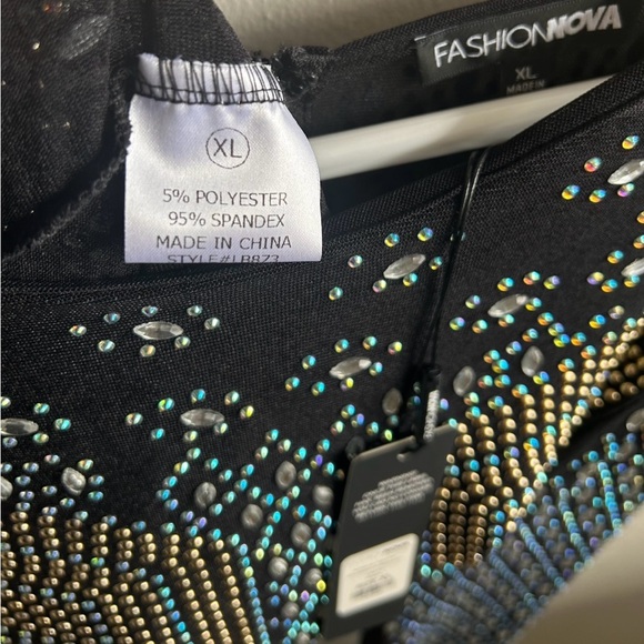 Fashion Nova, Very unique, Beautiful Sparkly bodysuit, size XL, New with tags - Picture 6 of 8